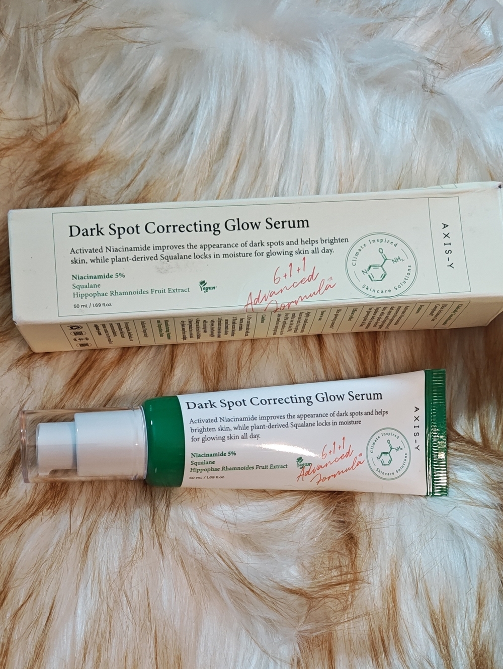 Dark Spot Correcting Glow Serum — Green/White